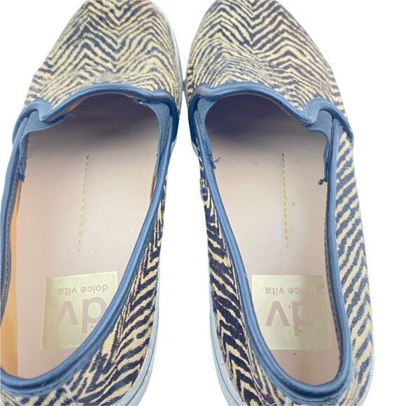 Dv dolce Vita Women's Black Brown Faux Fur Animal Print Sneakers Slip On US 6 - Picture 9 of 11